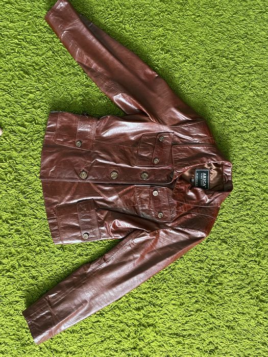 Куртка шкіряна