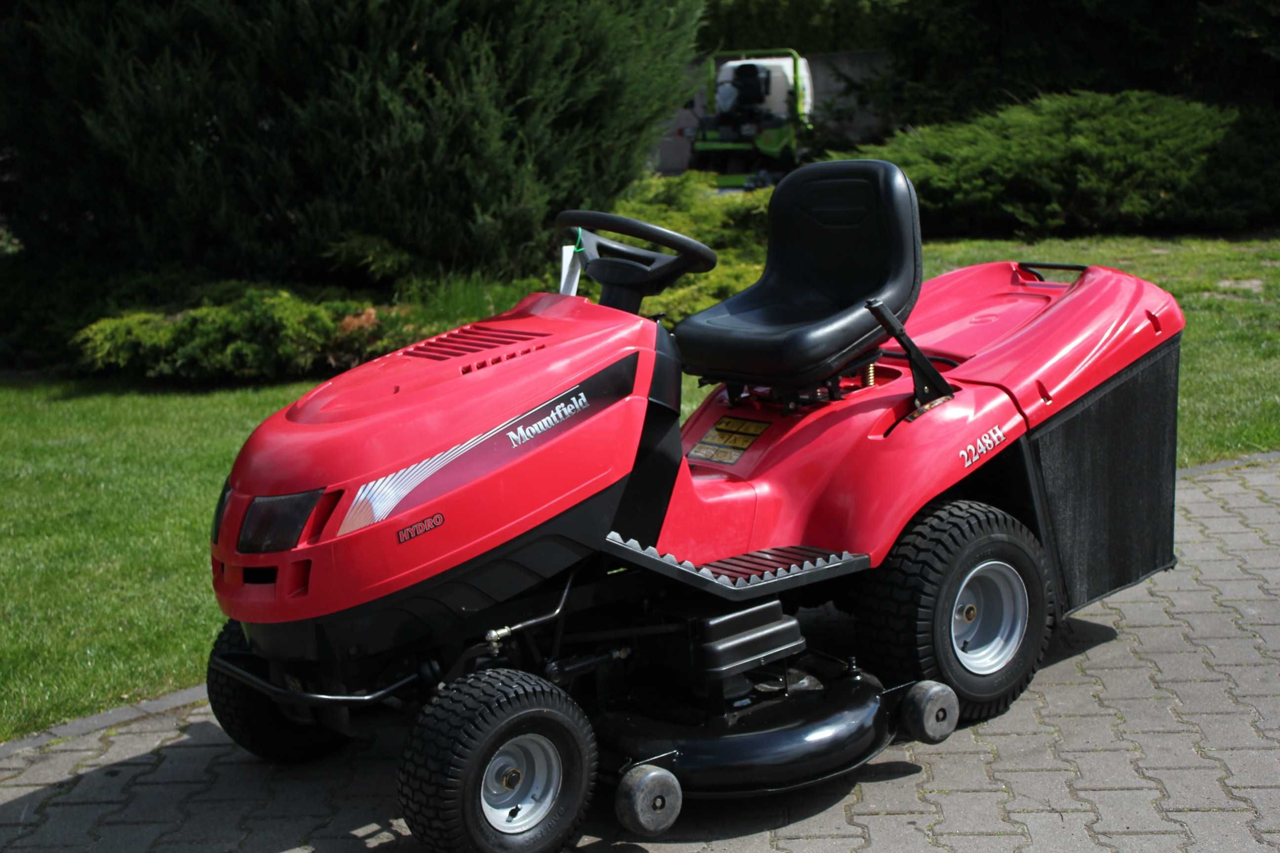 Castelgarden Twincut Mountfield 2248 h TRAKTOREK Kosiarka