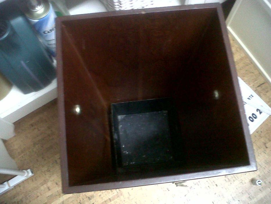 móvel para guarda chuvas