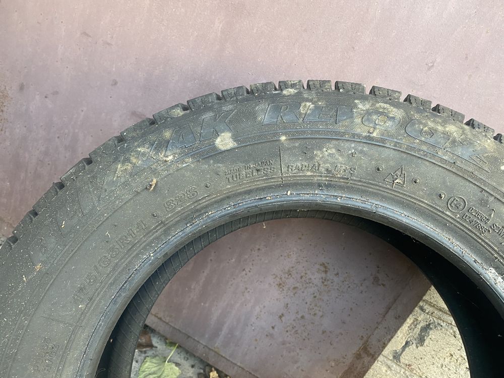 Продам резину зима 175/65R14