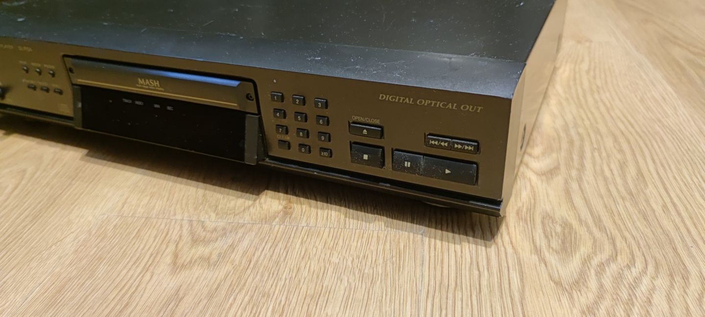 Kompakt Technics SL-PG4 odtwarzacz płyt cd