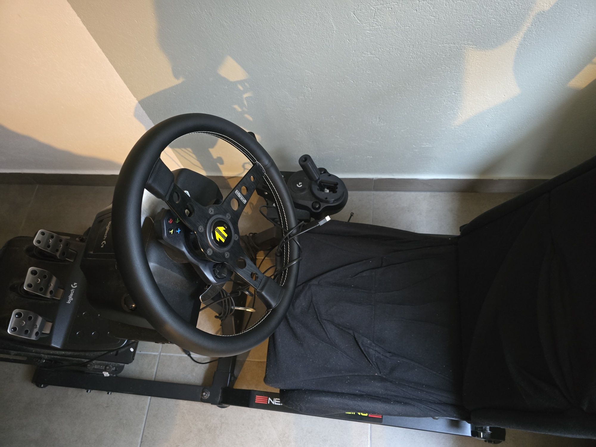 Fotel/kokpit/wheelstand do kierownicy