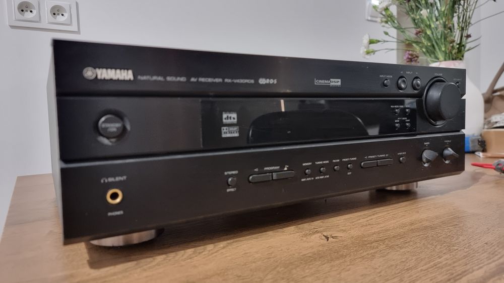 Amplituner Yamaha RX-V430RDS z serii Natural Sound.