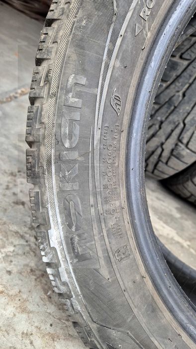 Зимові шини 4 шт вживані Nokian 225/55/18