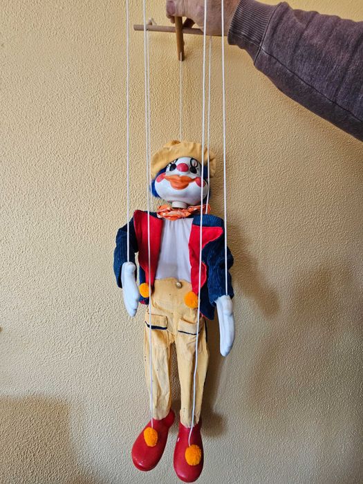 Marioneta em porcelana