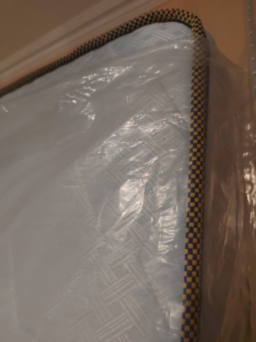 Матрац для ліжка