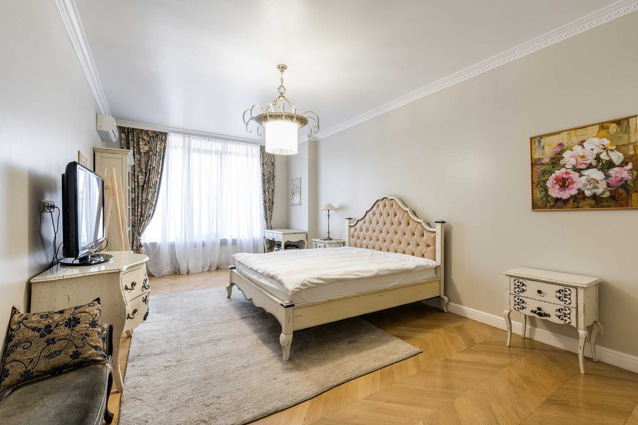 Оренда, вул. Жилянська, 59, 5 кімнат, 330 м², Kiyv rent apartment