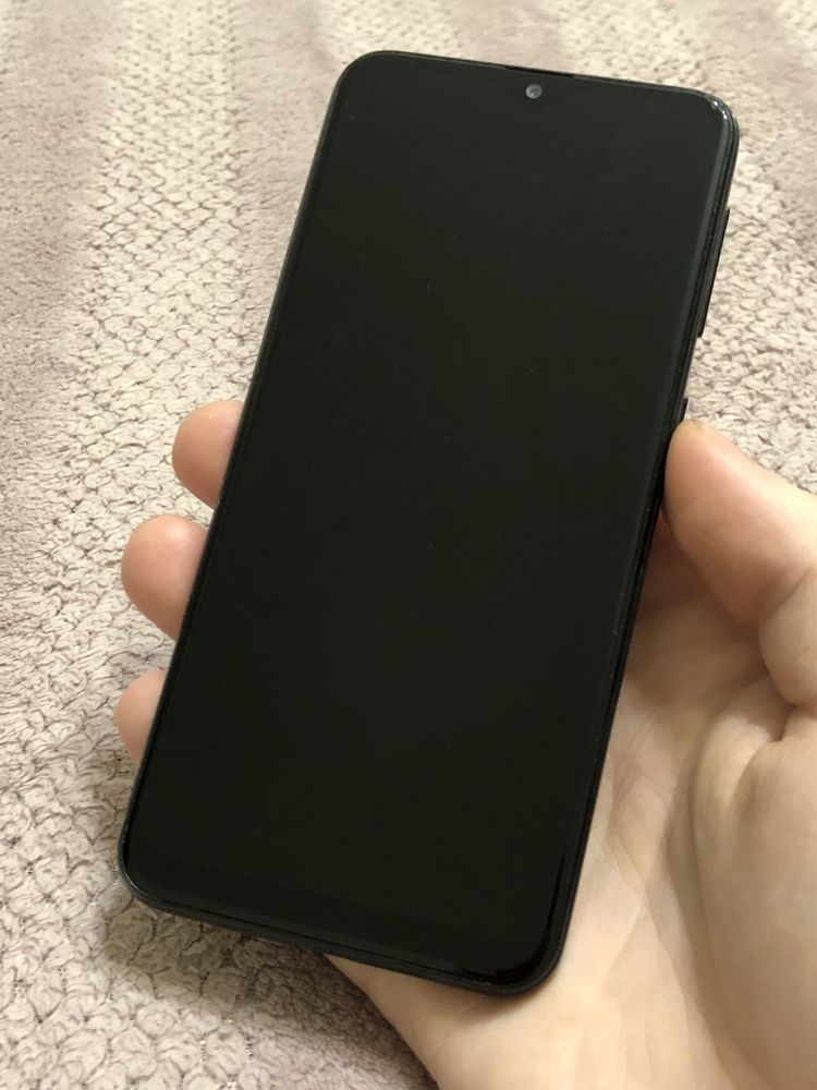 Телефон Samsung Galaxy A20e 3/32gb NFC #88