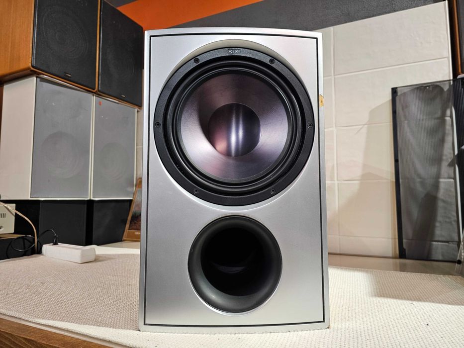 Сабвуфер Canton AS 100 SC 200Вт