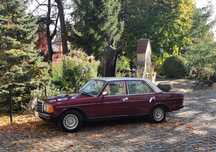 Piekny Klasyczny Mercedes W123 Auto do ślubu