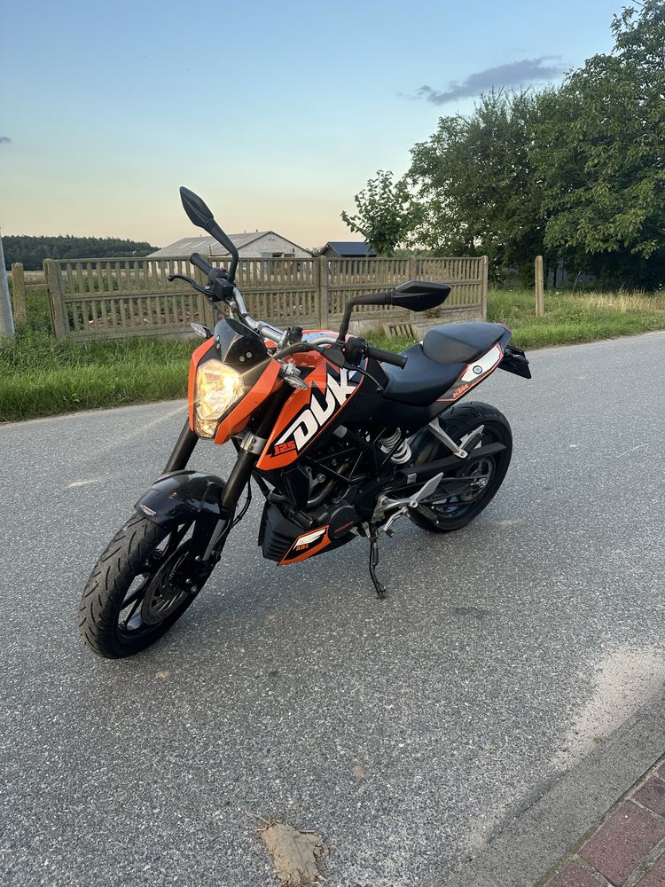 KTM Duke 125 super stan