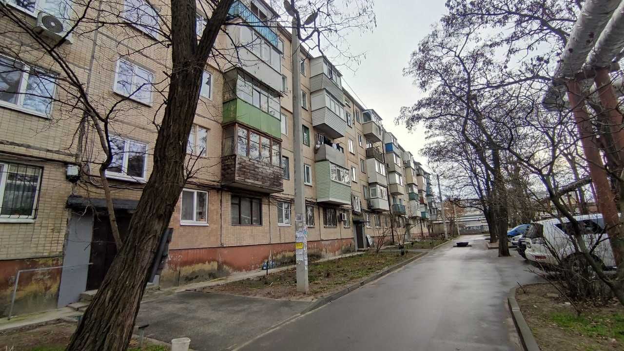 Продам  1-к квартиру на ул. Петра Калнышевского 44 (Косиора)