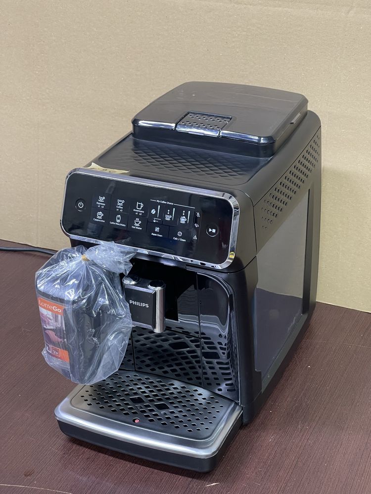 Продам кавомашину Philips EP3241 / 3243