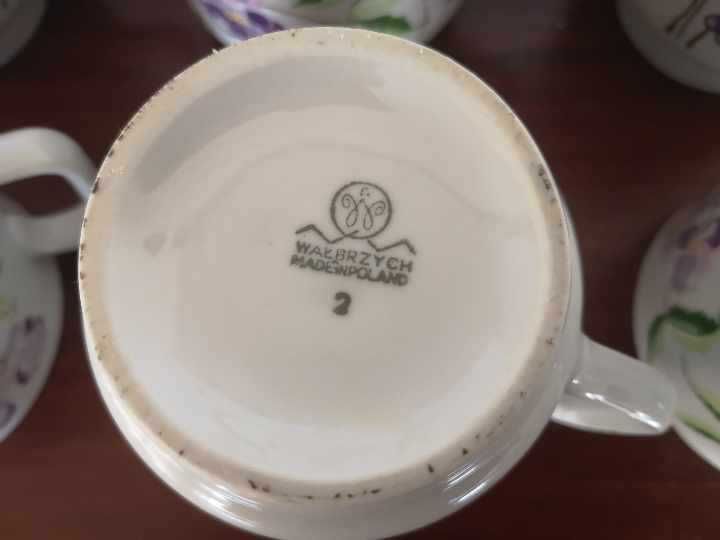 Wałbrzych 6 kubków porcelana  bdb