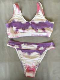 Bikini rosa, branco e roxo de lycra