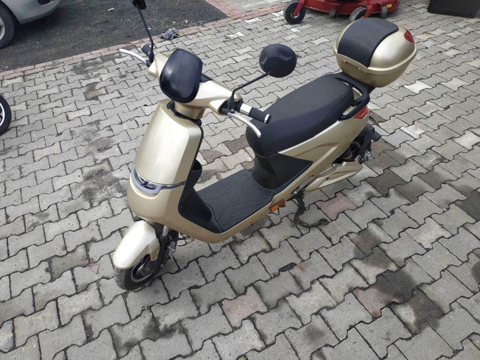 Skuter elektryczny Wuxi Electric Motorcycle