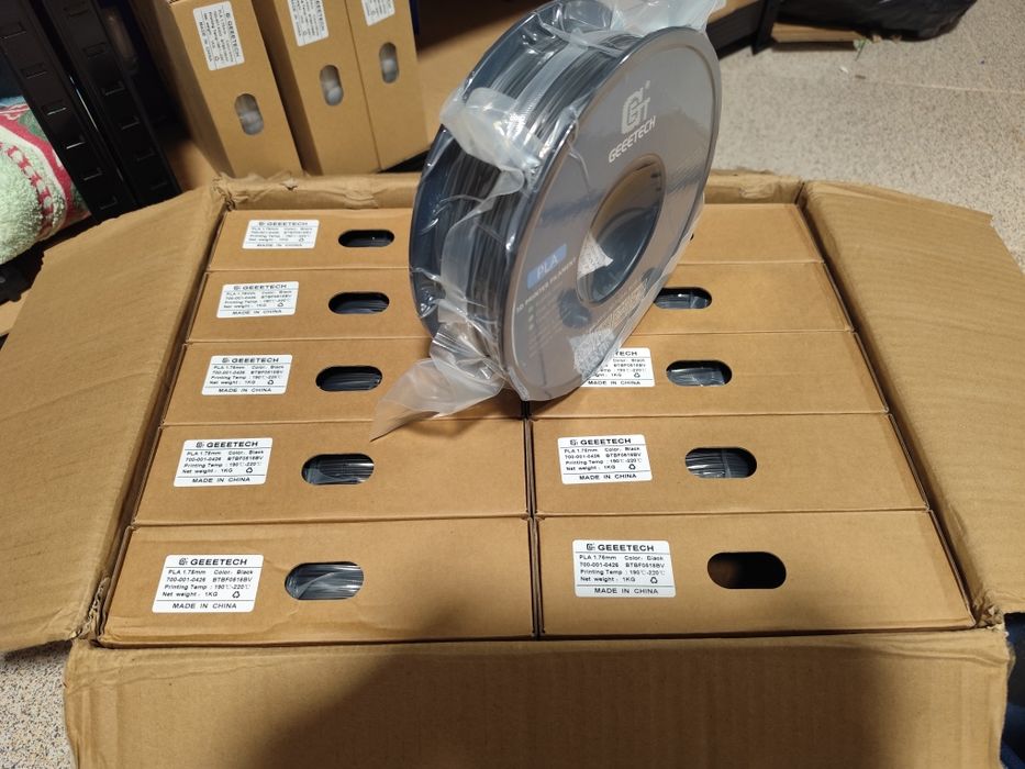 Pack 10kg filamento preto Geetech