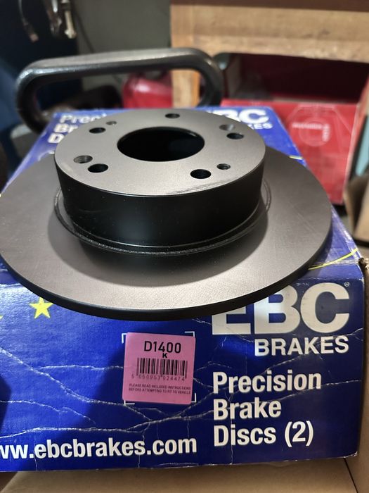 Продам задні тормозні диски та колодки EBC