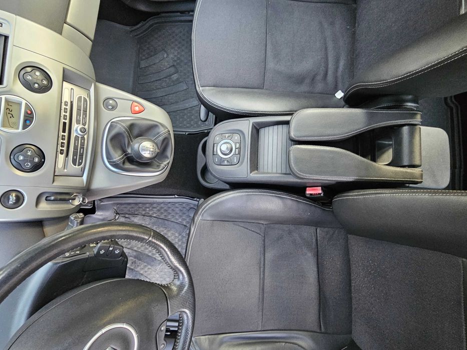 Renault Grand Scenic II- POLECAM
