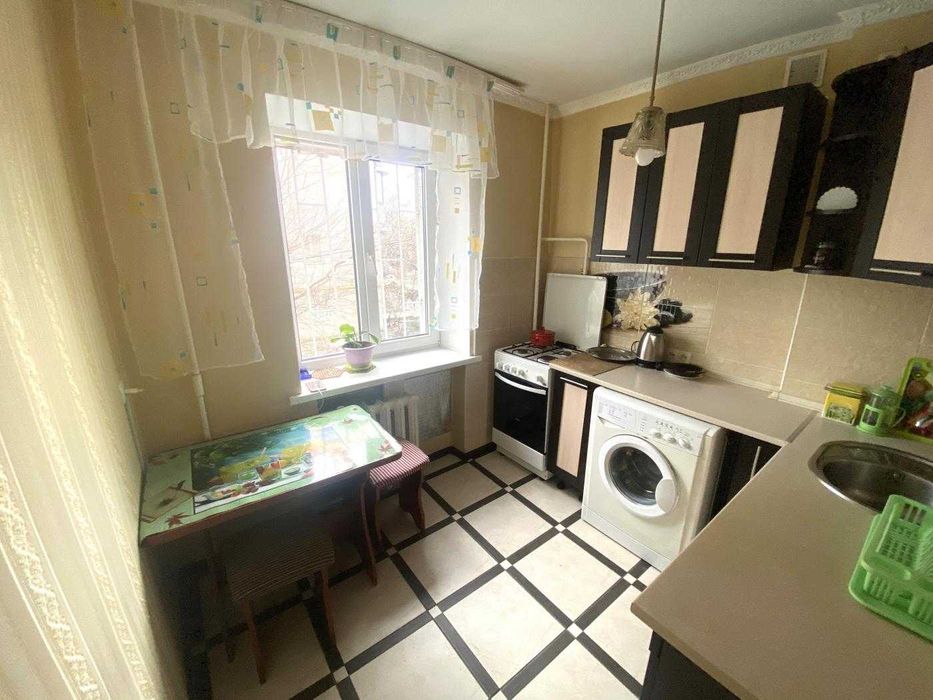 Світлицького 29/18, Виноградар, оренда затишної 1к є ГАЗ!