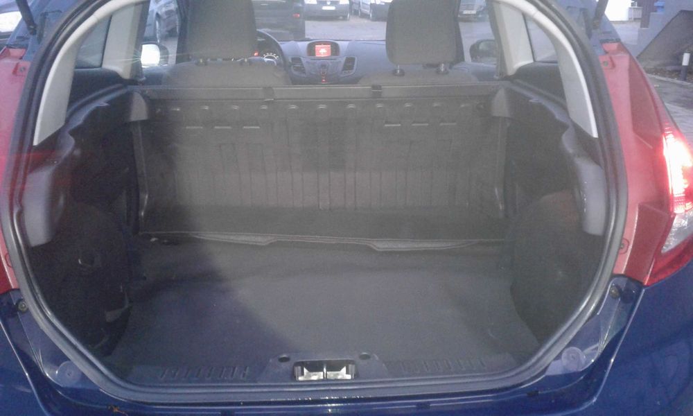 Ford Fiesta VAT 1   dostawczak mały przebieg