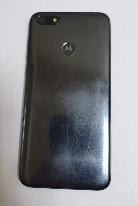 Moto e6  play 32GB/2