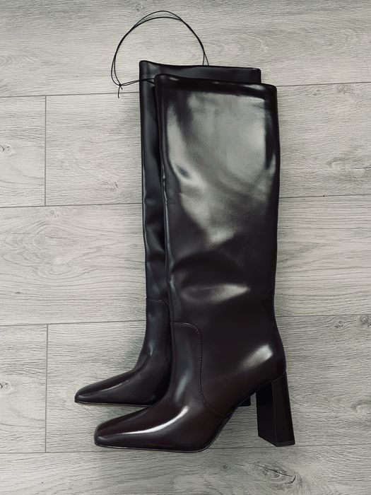 Люксовые сапоги трубы до колен Knee-High Boots H&M.
