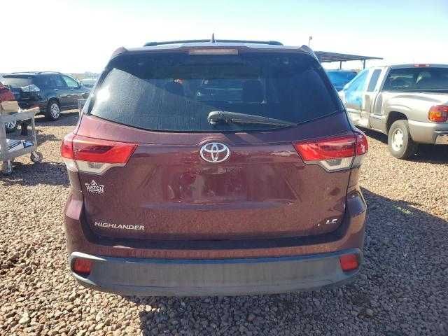 Toyota Highlander LE 2018 Року