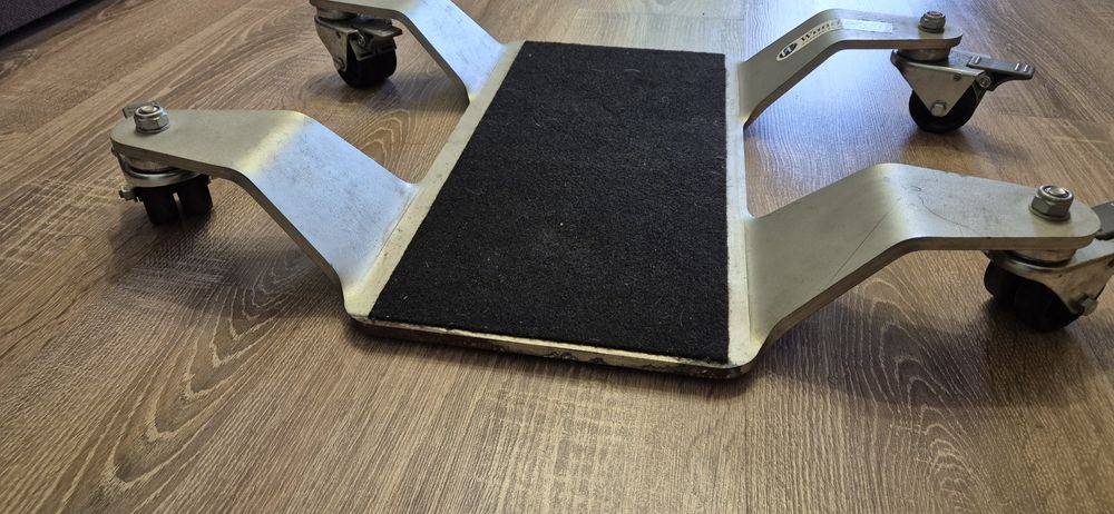 Мотоподкат для всех видов мотоциклів до 260 кг. Комплектується итальян