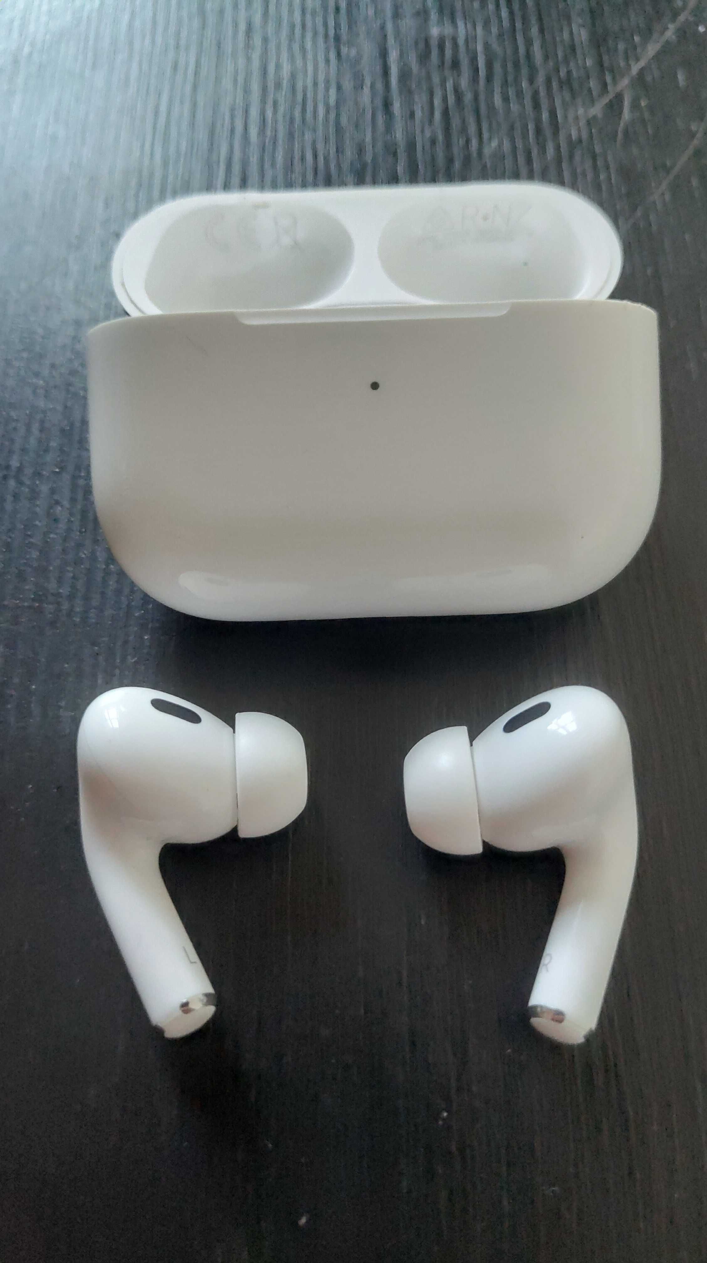 Apple AIRpods PRO 2
