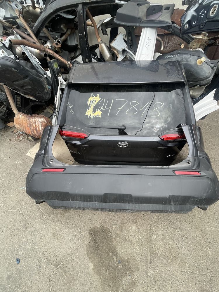 Кришка банажника toyota rav4 19-24р