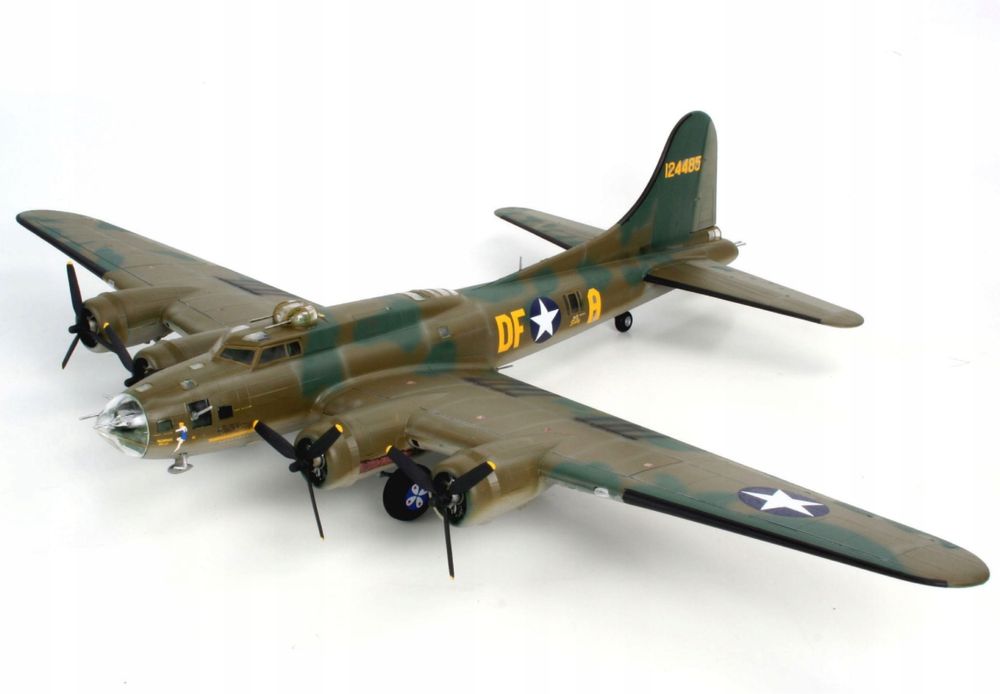 SAMOLOT 1/48 Revell 04297 model B-17F MEMPHIS BELLE