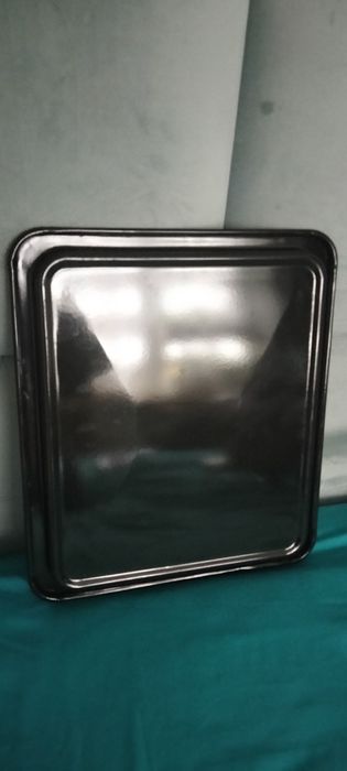 Blacha do pieczenia, element piekarnika