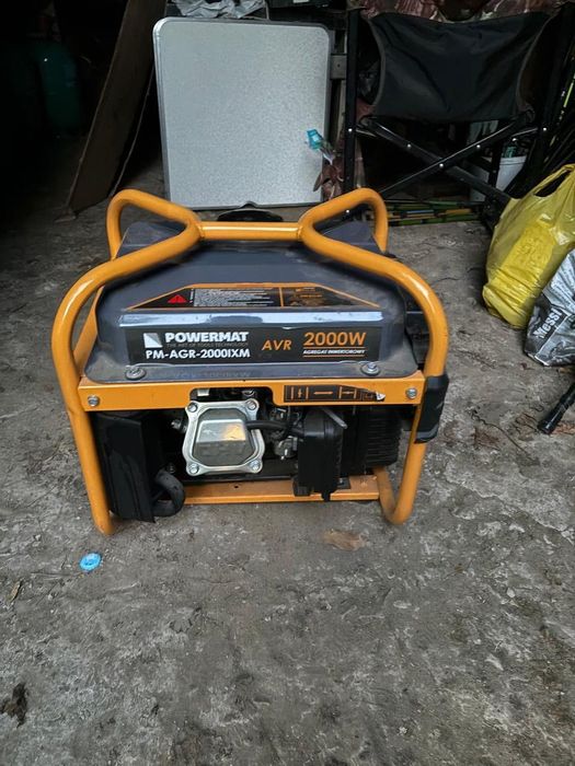 Продам бензиновый генератор новый