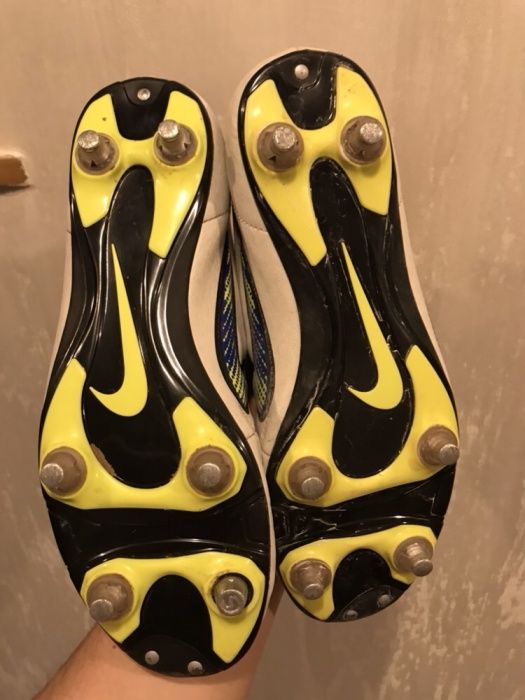 Wkręty/Korki Nike tiempo 40 26CM