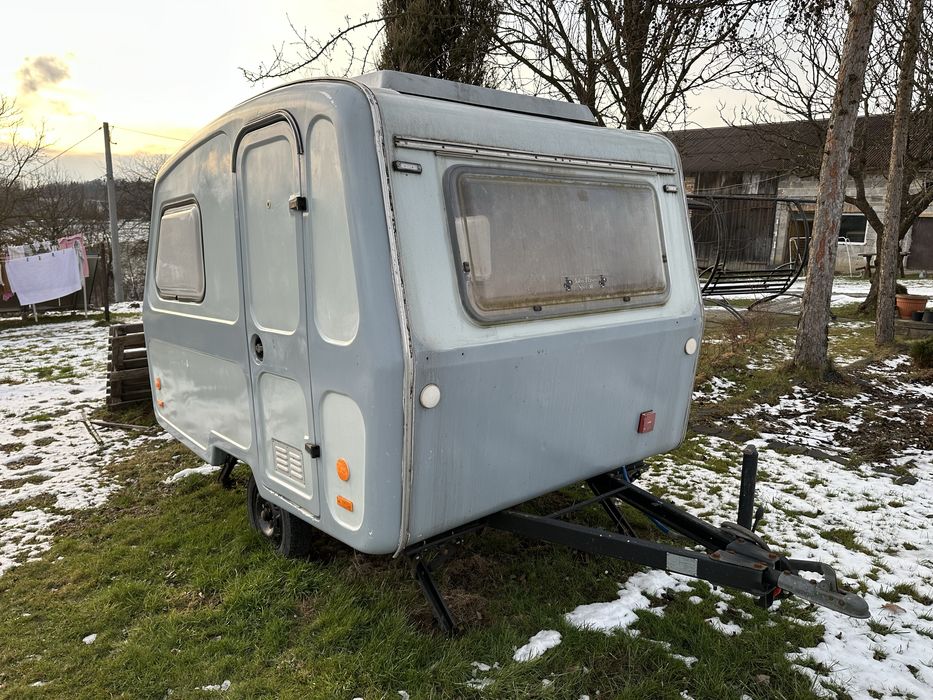 Przyczepa kempingowa ,, NIEWIADOW” N126