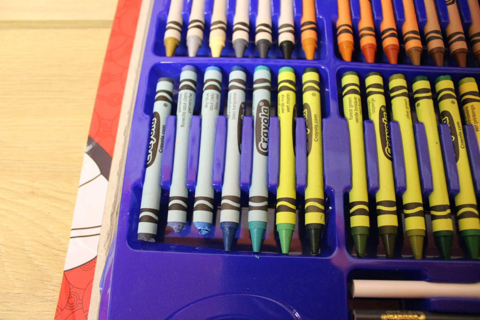 Crayola Pokemony Zestaw Kredki Pisaki W Walizce