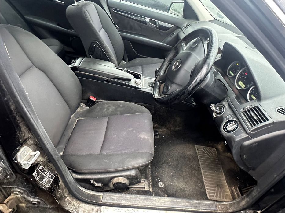 Mercedes C200 646 silnik 2.2 CDI 2009r,Anglik z kluczykami