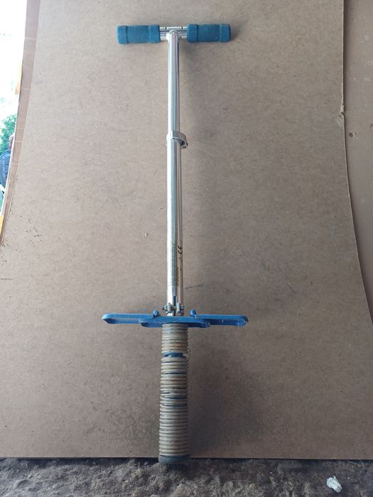 Pogo Stik do skakania