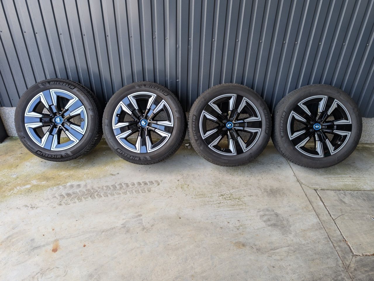 x4 Jantes BMW iX3 originais G08 19 polegadas