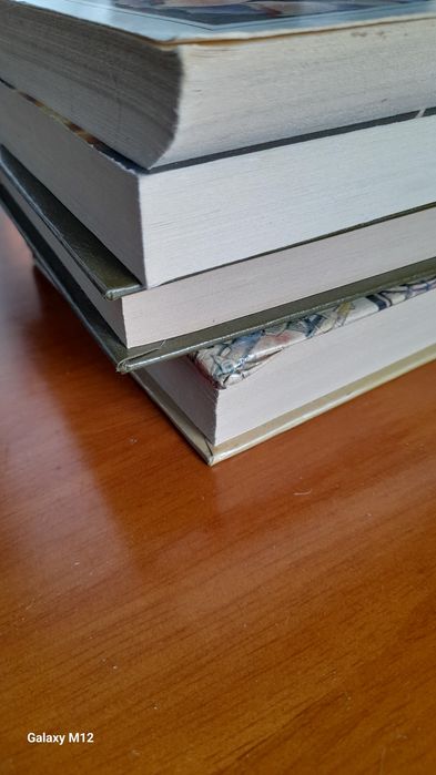 Чотири книги Кіра Буличова