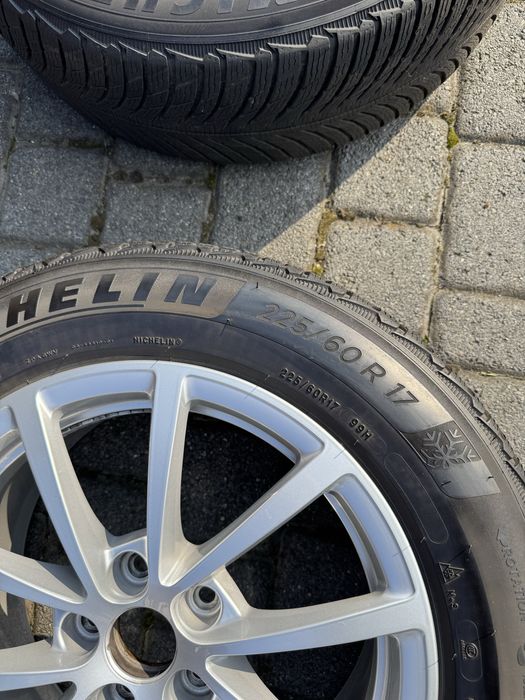Sprzedam koła zimowe audi a6 c8 255/60 R17