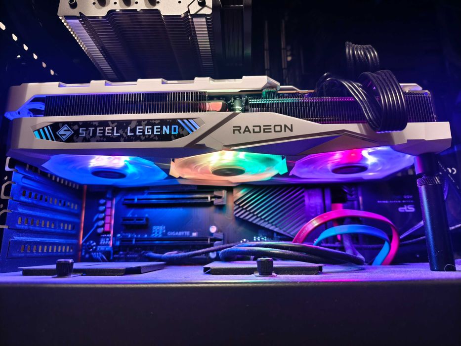 Komputer gamingowy do gier Ryzen 3600X Radeon 7800XT 32GB ram 3TB dane