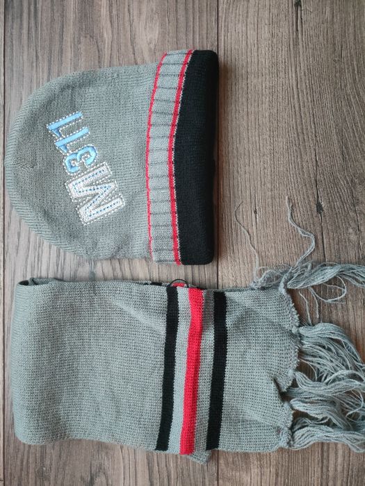 Komplet czapka z szaliczkiem dla niemowlaka