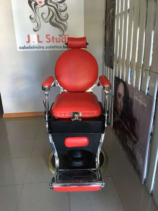 Cadeira de barbeiro top completamente restaurada