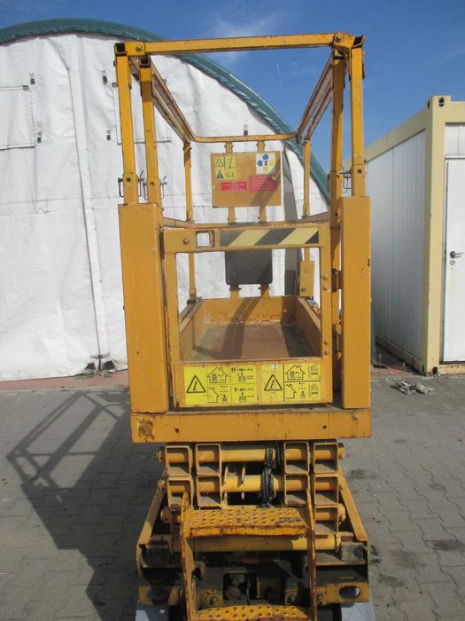 Podnośnik nożycowy Genie GS1932 - niesprawny