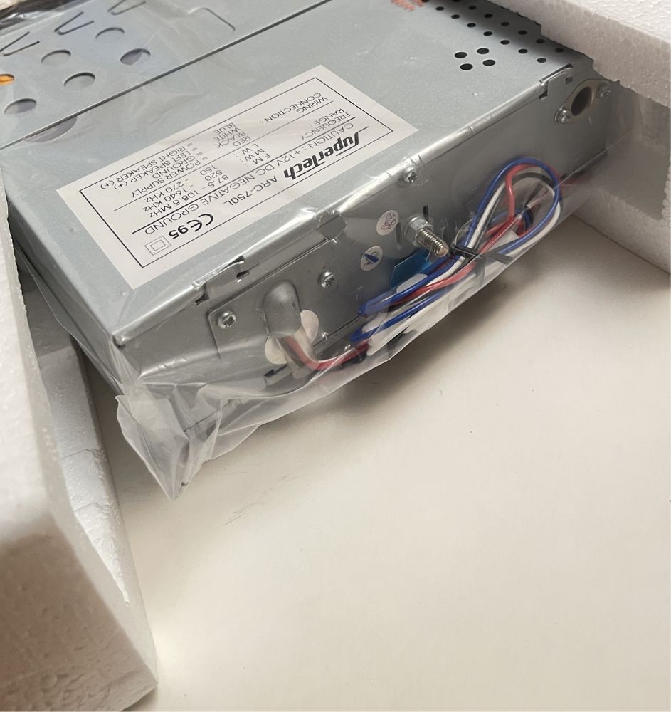 Radiomagnetofon samochodowy Supertech ARC 750L Germany rarytas lata 90