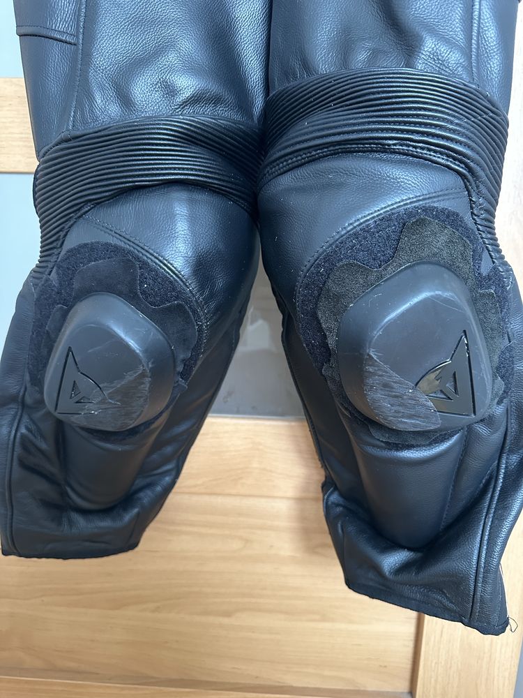 Kombinezon Dainese Avro D2 r.52