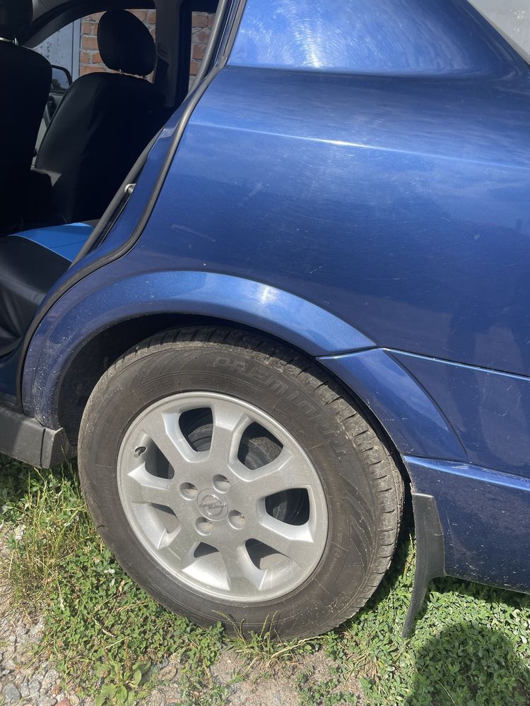 Продам Опель Астра 1.4 Opel Astra