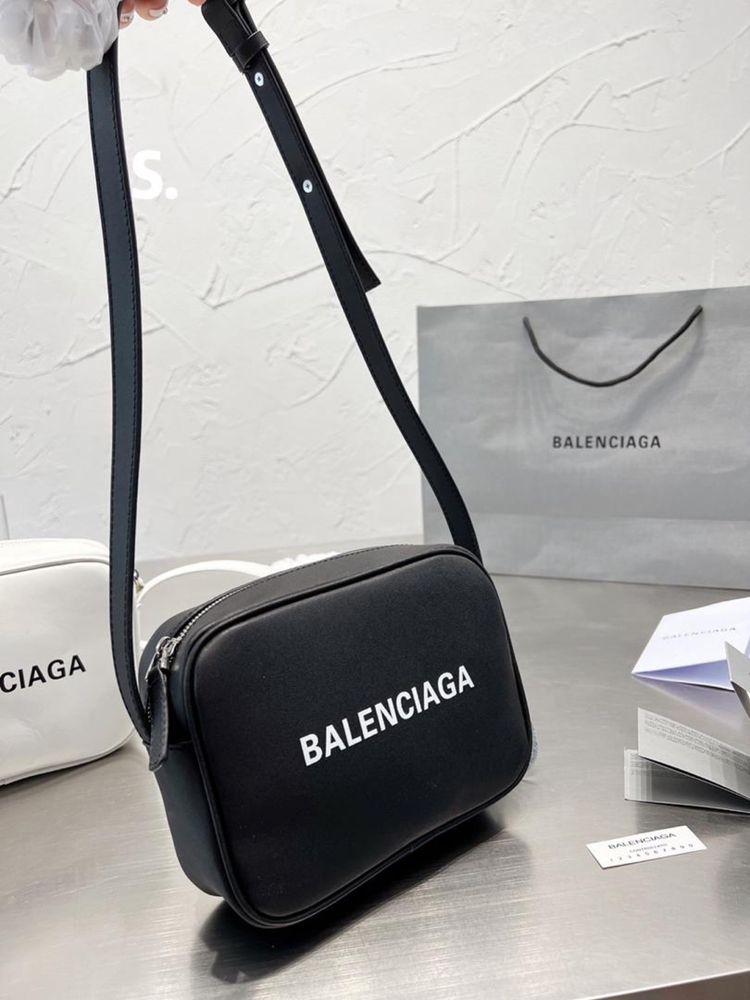 Mala Crossover Balenciaga